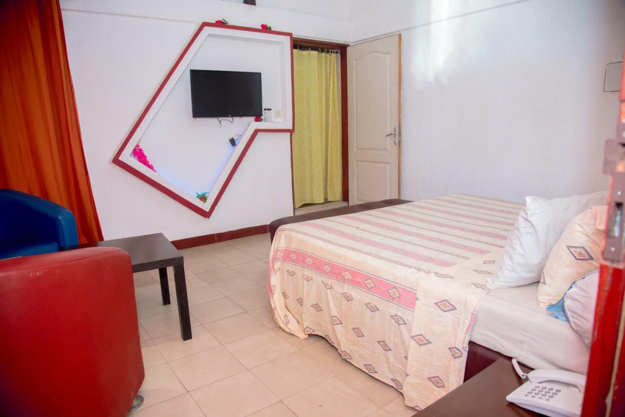 Senateur Hotel Agontinkon Cotonou Dış mekan fotoğraf